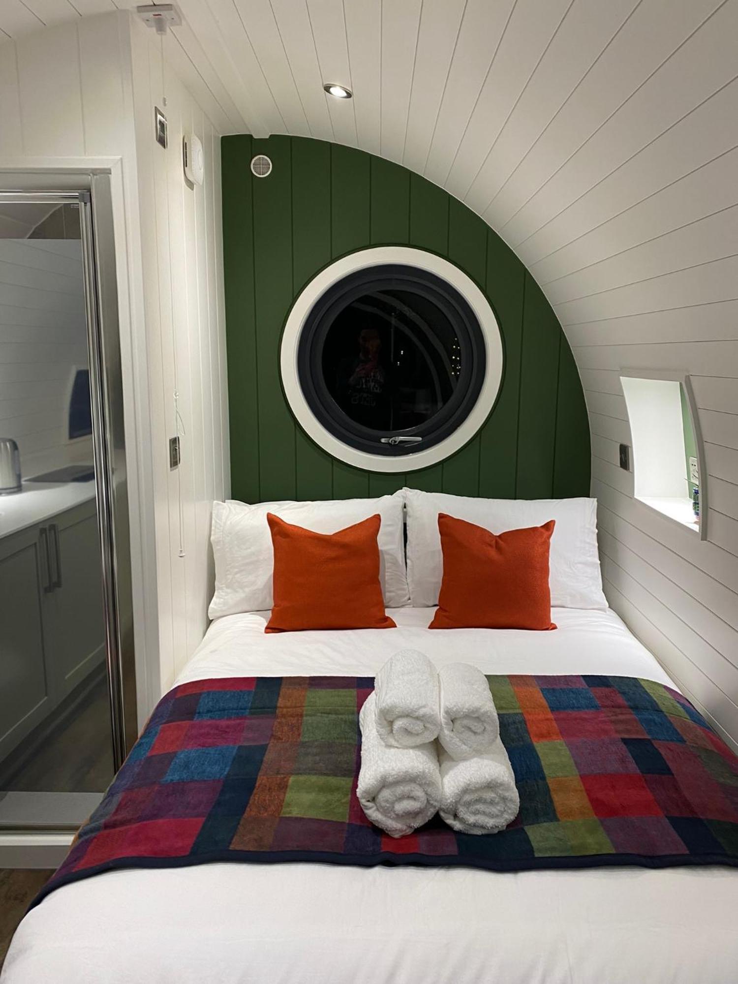 Luxury Glamping In North Yorkshire National Park & Coastal Area Hotel Скарбъро Екстериор снимка